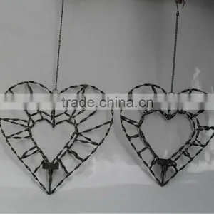 Hanging T-Lite Holder thumbnail-1