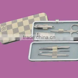 6pcs Manicure Set With Case thumbnail-1