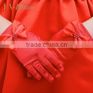 Bridal Gloves Picture thumbnail-3