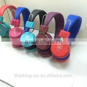 Super Bass Bluetooth Over-ear Headphones thumbnail-3
