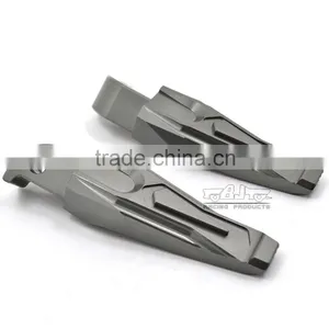 BJ-FP-002 Wholesale CNC Foot Pegs Motorcycle Footrest Part For Yamaha Tmax 530 Adjustable Rearset thumbnail-4