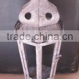 100372MC-2- Metal Candle Lantern thumbnail-1