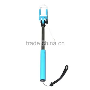 Monopod With Mobile Phone Holder and Built-in Shutter Release thumbnail-2