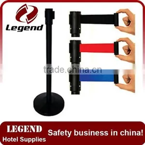 Removable Post Stanchion Retractable Queue Pole thumbnail-2