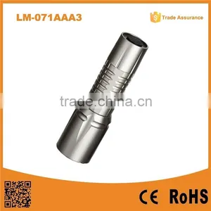 High Quality New Design Reasonable Price Dry Battery Powered Led Flashlight Torch thumbnail-1