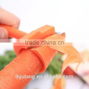 Tri-blade Plastic Spiral Vegetable Slicer/plastic Carrot Peeler/slicer thumbnail-5