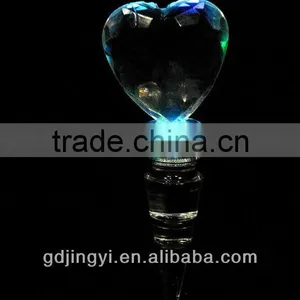 Wholesale Hot Sale Wine Bottle Stopper With LED Light thumbnail-3