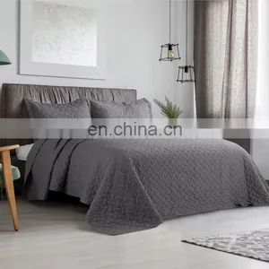 Luxury Imported Traditional American Style Coverlet Waterproof Queen Size Home Bedspread Set Quilt For Sale thumbnail-1