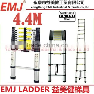 4.4m Single Telescopic Ladder thumbnail-1