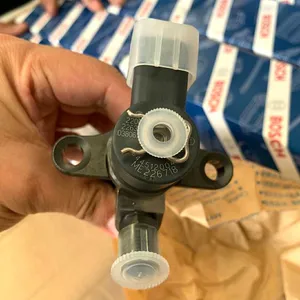 Sany Genuine Parts 60289447 Injector ME226718 Excavator Engine Diesel Parts ME226718 for SANY 195, 205, 215 EFI 4M50 Engines thumbnail-4