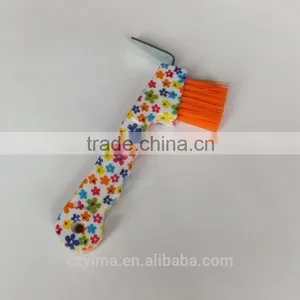 2015 New Developed Small Flower Patterned Horse Hoof Pick With Brush for Equestrian thumbnail-1