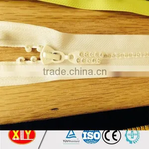 Fashion Garments Diamond Zipper , Custom Puller Plastic Rhinestone Zipper thumbnail-2
