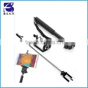 Hot Sell Z07-5 Extendable Monopod With Wireless Bluetooth Remote Button for Phone and Camera thumbnail-1