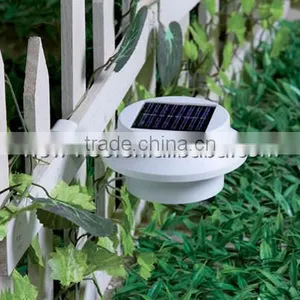 3 LED Solar Gutter Fence Light thumbnail-3