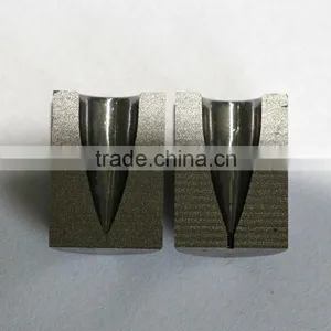 Irregular Shaped Punching Die thumbnail-1