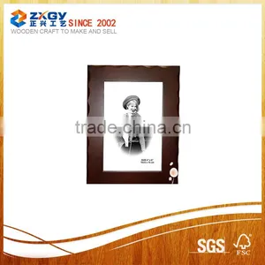 Customized Design Wooden Photo Frame thumbnail-1
