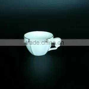Gold Rim Tea Cup and Saucer 200cc /100cc Flower Shape Ceramic Bone China Cup and Saucer thumbnail-5