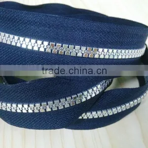 Big Teeth Plastic Zipper thumbnail-3