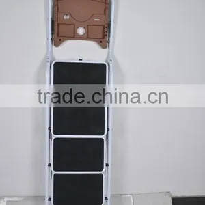 4 Step Ladder With Tool Tray thumbnail-4