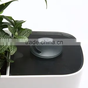 Multi-funcational Humidifying Flower Pot thumbnail-3