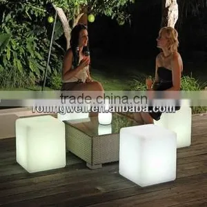 Modern Fashion Solar Powered Colorful Lighting Plastic LED Cube for Sale thumbnail-1