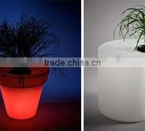 Led Modern Outdoor Planter thumbnail-1