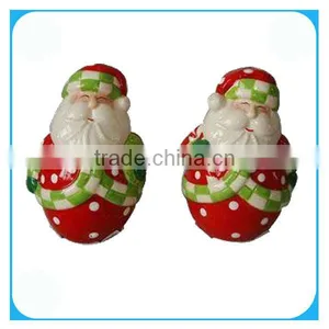 Christmas Ceramic Salt and Pepper Shaker thumbnail-1