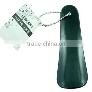 Short Handle Small Plastic Material Shoe Horn thumbnail-1