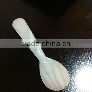 Natural Shell Mother Pearl Spoon for Tasting Caviar thumbnail-1