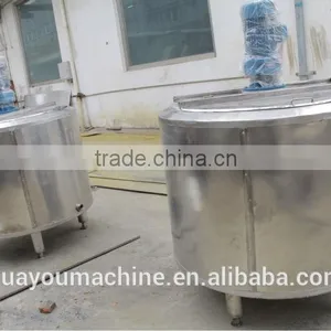 Stainless Steel Hot and Cold Tank With An Agitator thumbnail-1