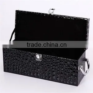 Hot Sale 2 Bottles With Tools And Lock Black Embossing Leather Wine Gift Boxes thumbnail-4