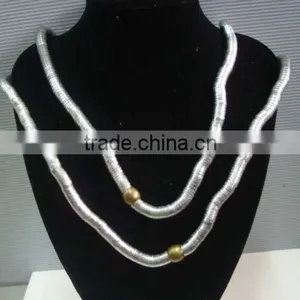 Costume Necklace thumbnail-1