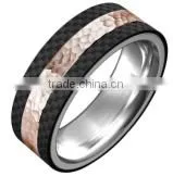 Fashion 8mm Mens Bands Rose Gold Plating High Polish Band Carbon Fiber Ring Hammer Finish Titanium Ring Band thumbnail-1