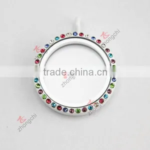 30MM Round Crystals Locket Pendant Necklace thumbnail-2
