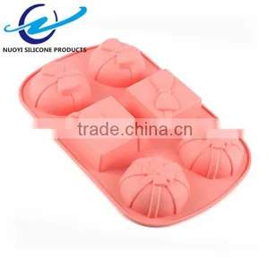 6 Cavities Chirstmas Silicone Cake Mold thumbnail-1