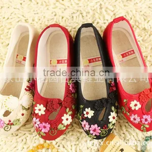 Nice Canvas Shoe From China thumbnail-1