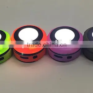 Camping Lantern With Phone Charger /Hand Crank Dynamo Lantern USB Rechargeable /Mini Collapsible LED Lantern thumbnail-2
