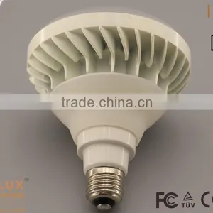China Manufacturer Pure White Ip65 E27 E26 Base 18w Par38 Led Bulbs thumbnail-5