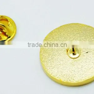 Gold Charity Federation Heart Lapel Pin Mark thumbnail-3