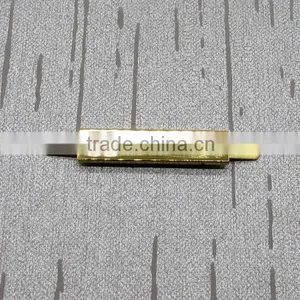 Luxury Golden Alloy Metal Pin Badge thumbnail-1