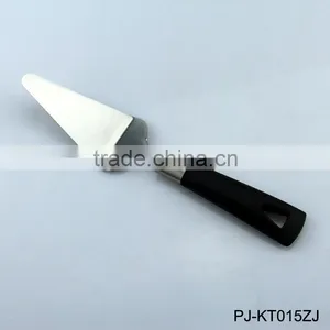 Cake Serving Turner thumbnail-1