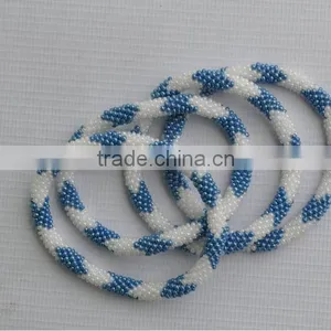 Hand Crochet Rollover Glass Bead Bracelets thumbnail-6