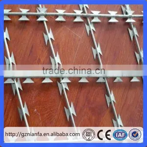 Diamond Hole/Square Hole Galvanized and Pvc Concertina Razor Wire Fence (Guangzhou Factory) thumbnail-6