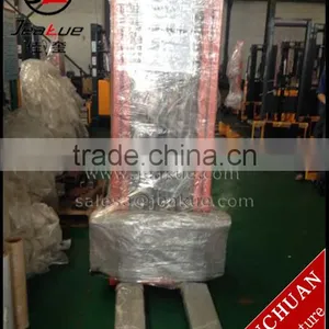 1000kgs 1500kgs 2000kgs Hand Staker Forklift Hydraulic Manual Stacker thumbnail-3