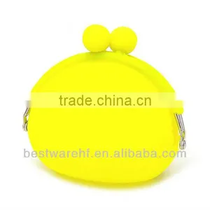 Eco-friendly Silicone Necklace Pouch Bag thumbnail-2