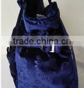 Ladies Elegant Fashion Velvet Handbag thumbnail-3