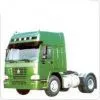 SINOTRUK HOWO 4*2 TRACTOR TRUCK thumbnail-1
