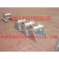 Edge/Corner Mount Manhole Lead In Cable Roller thumbnail-1