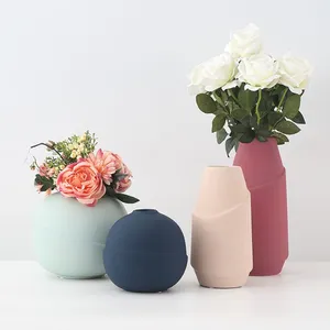 Flower Arrangement Table Decoration Round Ceramic Vase For Wine Cabinet thumbnail-3
