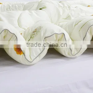 China Wholesale Polyester Cotton Microfibre Super Super King Size Down Comforters Made in China thumbnail-3